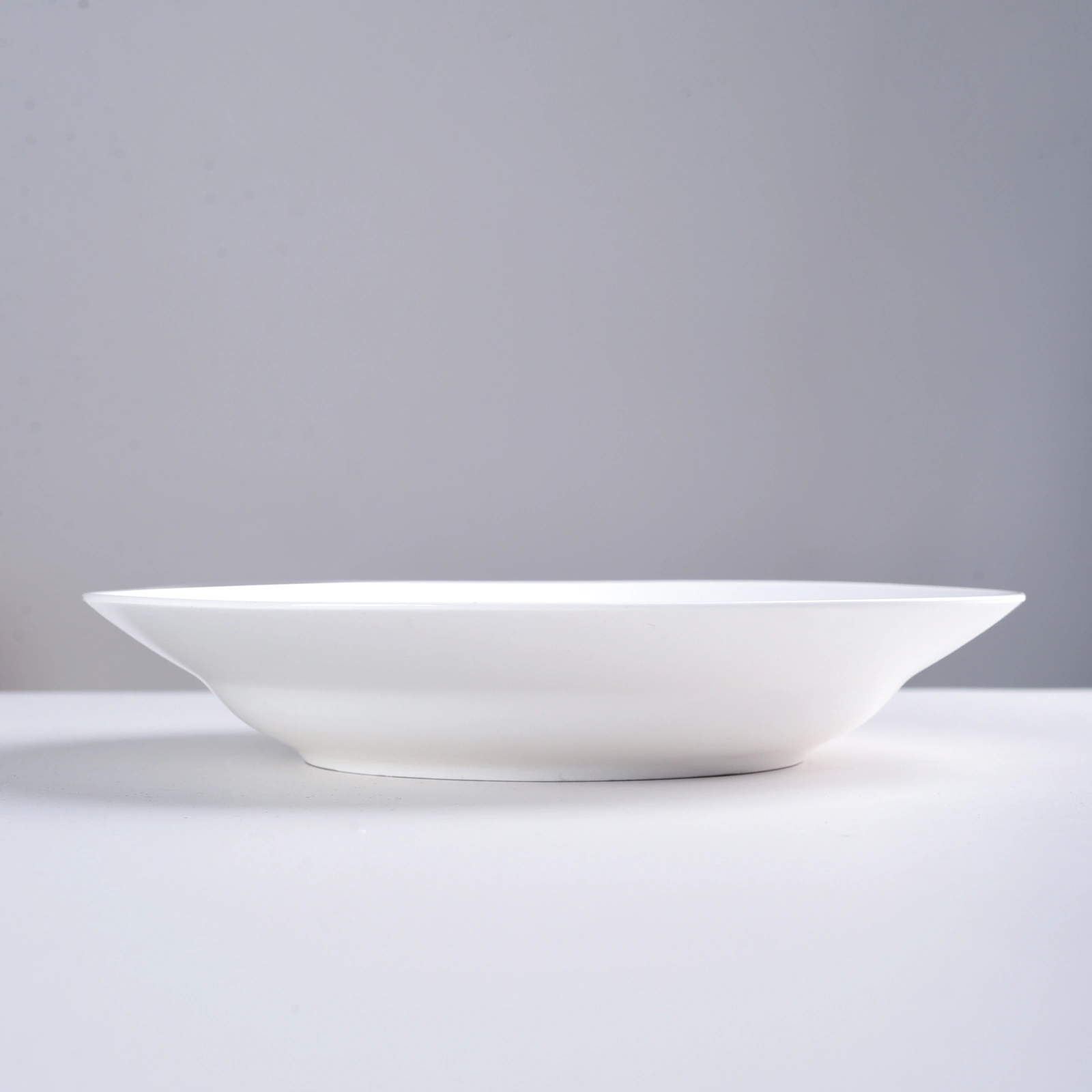 White Dinner Plates Set of 6, 9 Inch Salad Serving Modern Round Dishes - Dishwasher, Microwave, Oven Safe, Scratch Resistant, Smooth Glaze view 2