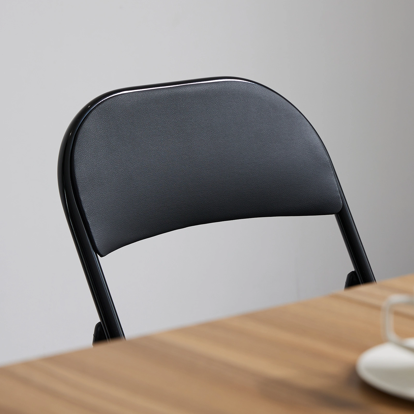 4pcs Elegant Foldable Iron & PVC Chairs for Convention & Exhibition Black view 9