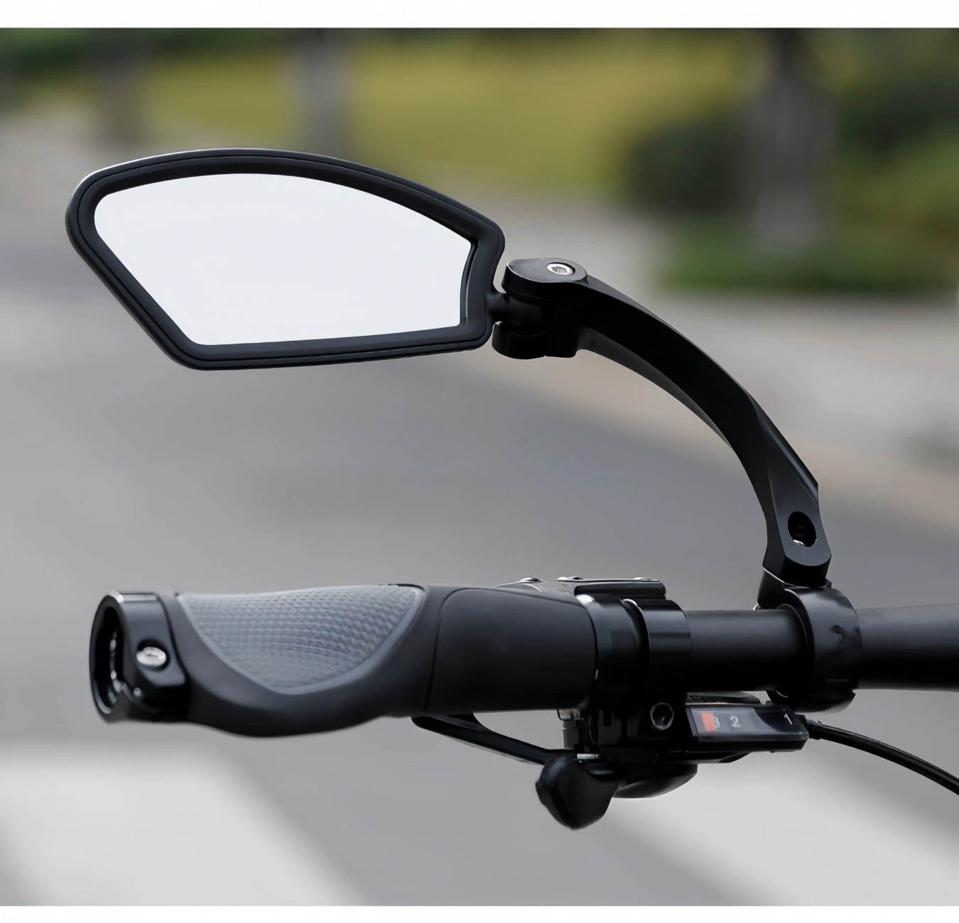 1 Pair Adjustable Bike Mirror HD Wide Angle Handlebar Mount Rear Bicycle View Mirrors (US Logistics only For USPS.TK/TMEU only For self-pickup) view 9