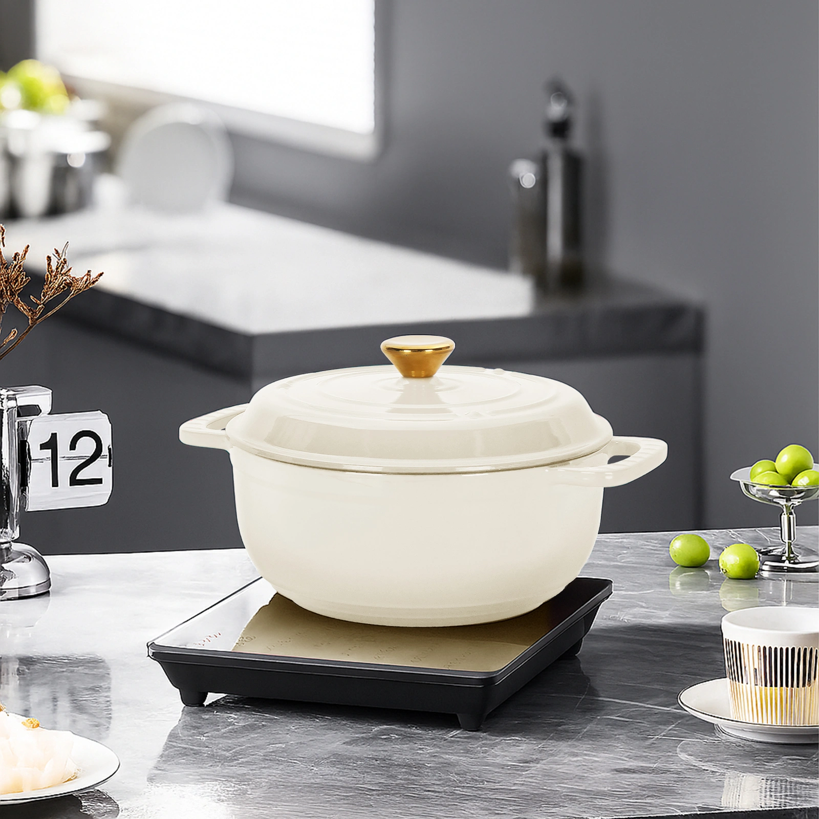 Cast iron 7.5QT cooking pot - Ceramic white - Includes two silicone gloves - Enamel pot view 11