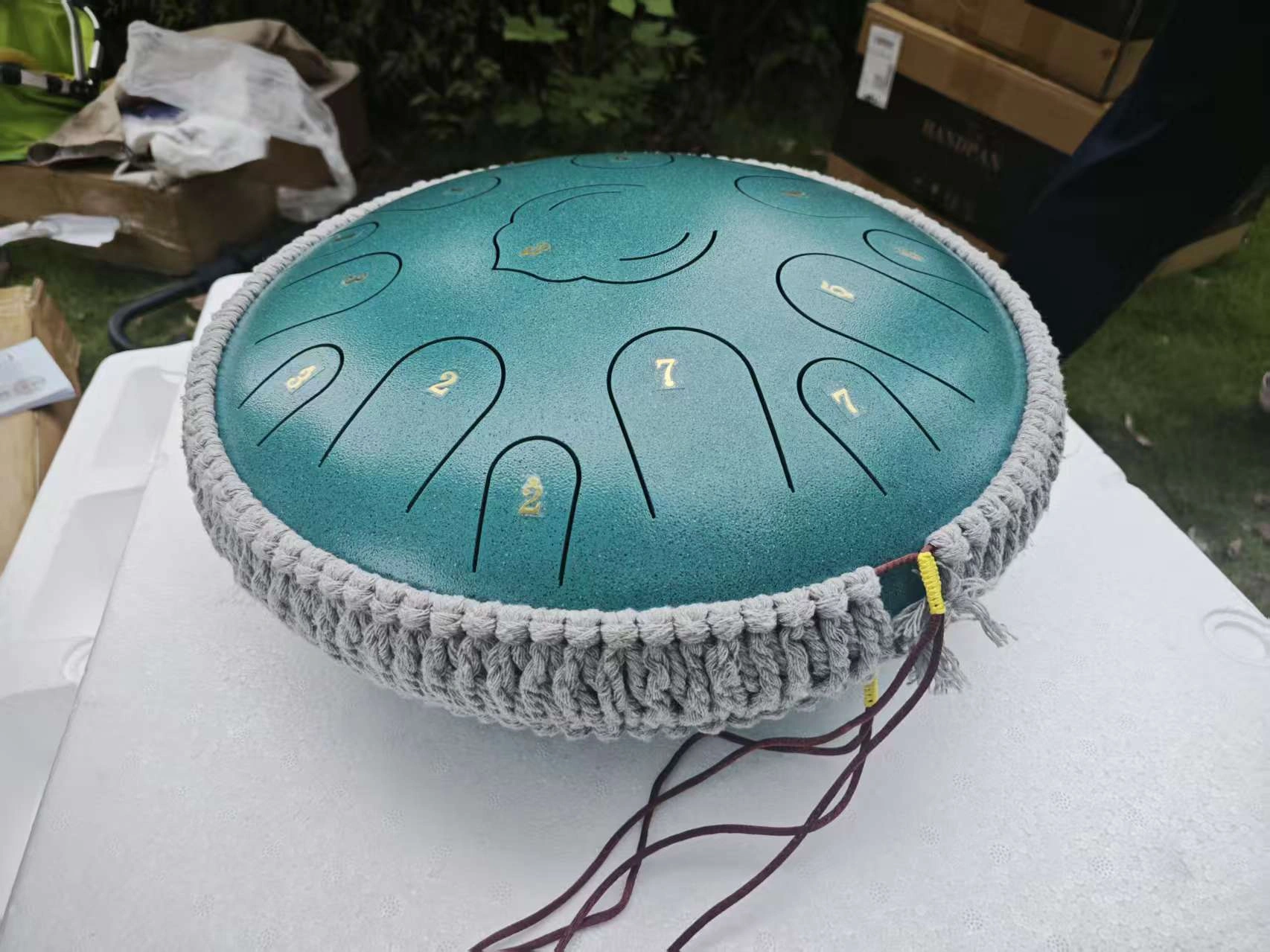 14 Inch Malachite Green Steel Tongue Drum, Professional Meditation Handpan Drum for Healing Yoga Performance view 4
