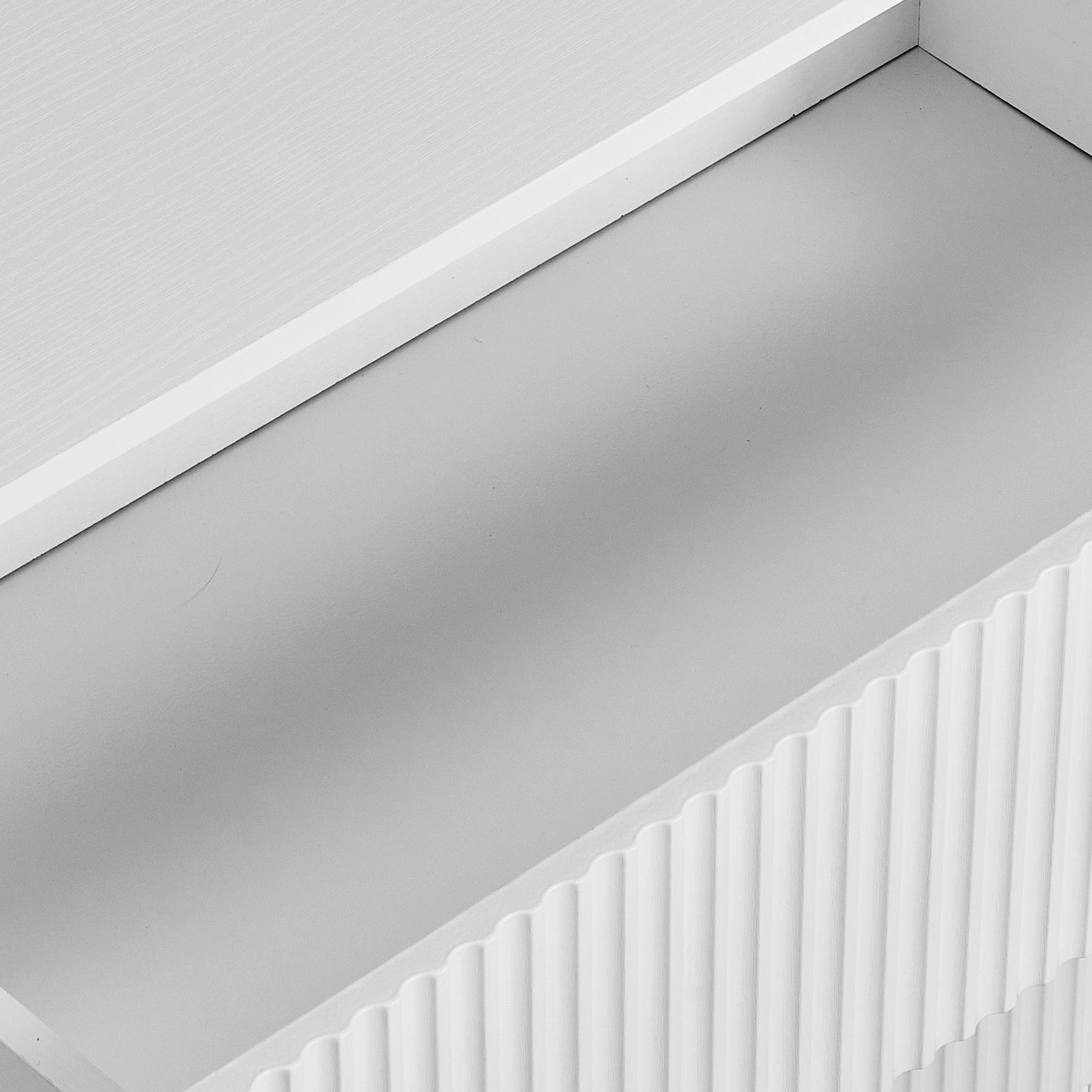 Handleless Grille-Finished 4-Drawer Bedside Table P2 Particleboard + MDF & Melamine Veneer + Thermoformed Drawer Dresser 23.62*14.96*30.71in White view 7