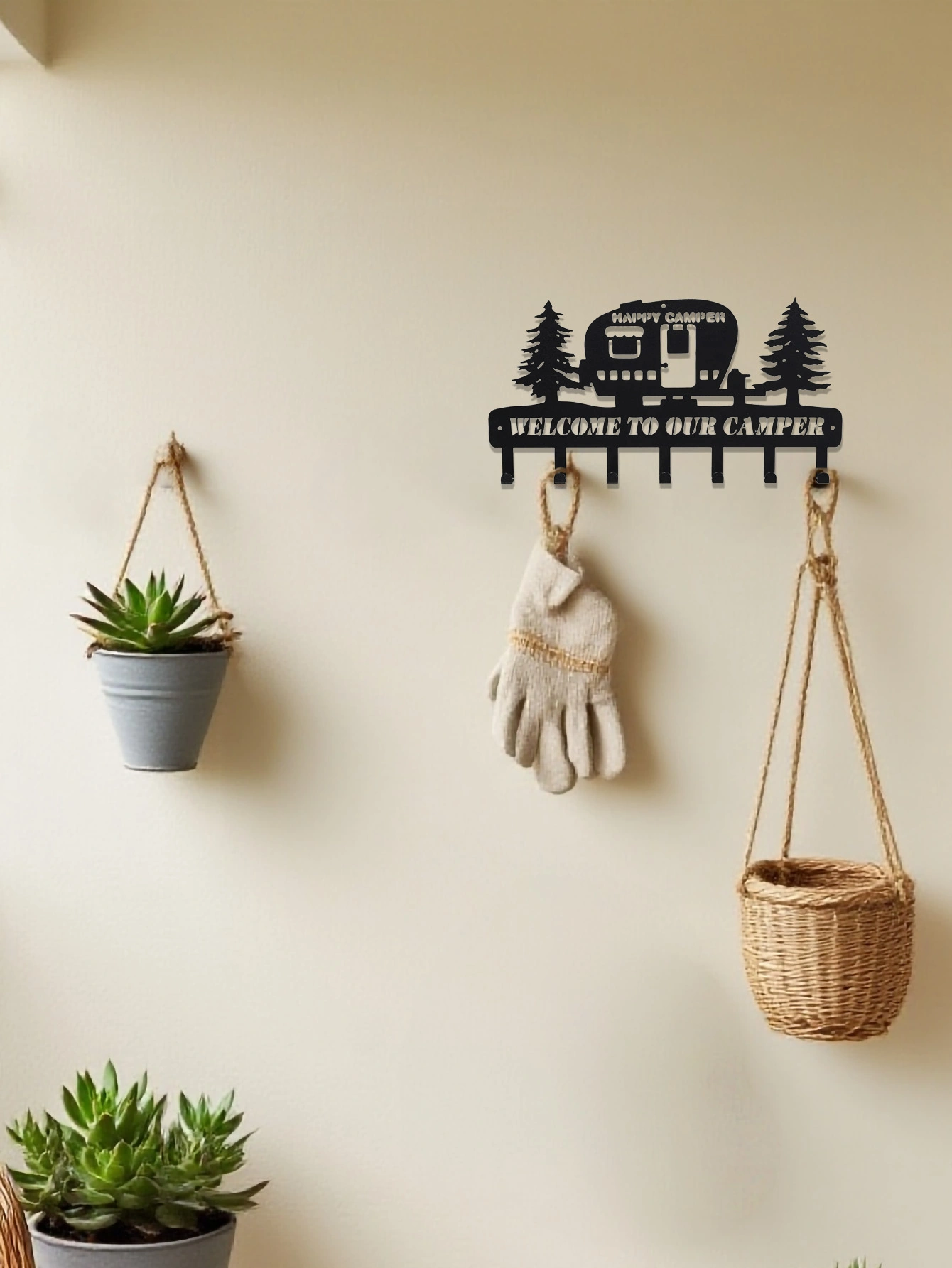 CIFbuy Wall Decor with Rustic Metal Camper Key Holder: 7 Sturdy Hooks and a Charming Pine Tree Pattern, Ideal for Enhancing Campe(TikTok/temu self-pickup orders) view 2