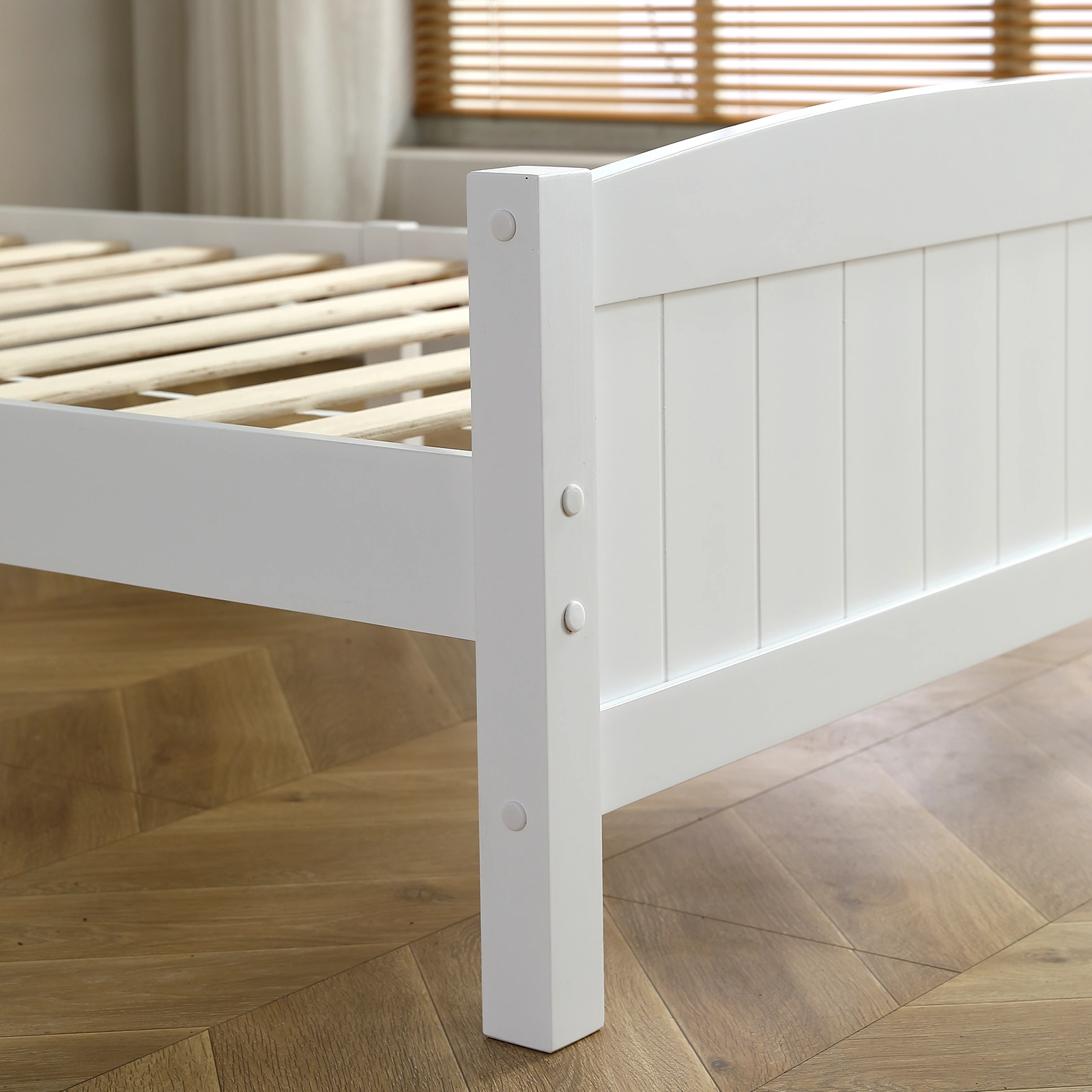 FCH Twin Pine Single-Layer Core Vertical Stripe Full-Board Curved Bed Head With The Same Bed Foot White Wooden Bed view 17