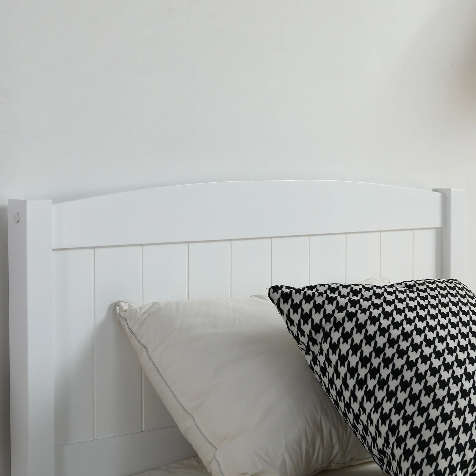 FCH Twin Pine Single-Layer Core Vertical Stripe Full-Board Curved Bed Head With The Same Bed Foot White Wooden Bed view 23