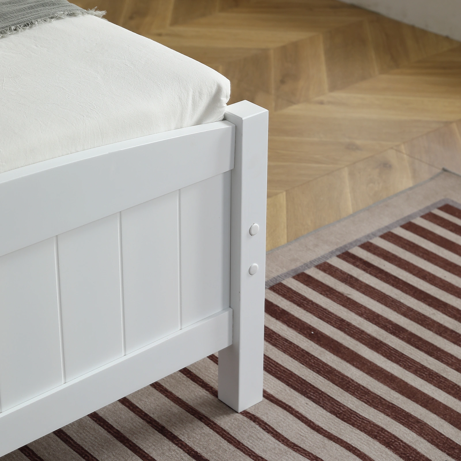 FCH Twin Pine Single-Layer Core Vertical Stripe Full-Board Curved Bed Head With The Same Bed Foot White Wooden Bed view 24