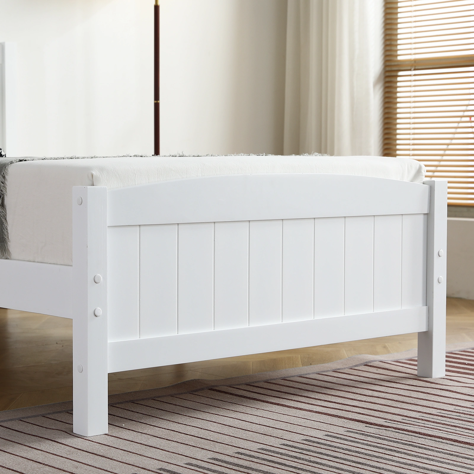 FCH Twin Pine Single-Layer Core Vertical Stripe Full-Board Curved Bed Head With The Same Bed Foot White Wooden Bed view 7